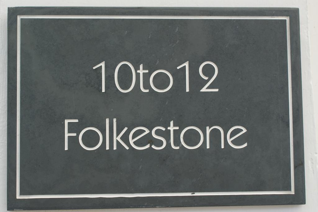 10To12 Folkestone Bed & Breakfast Exterior photo